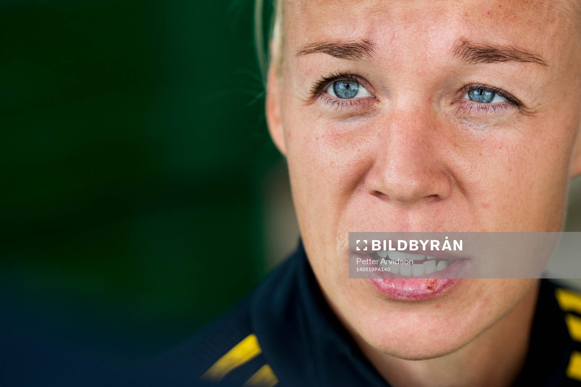 Sveriges Caroline Seger blir intervjuad
