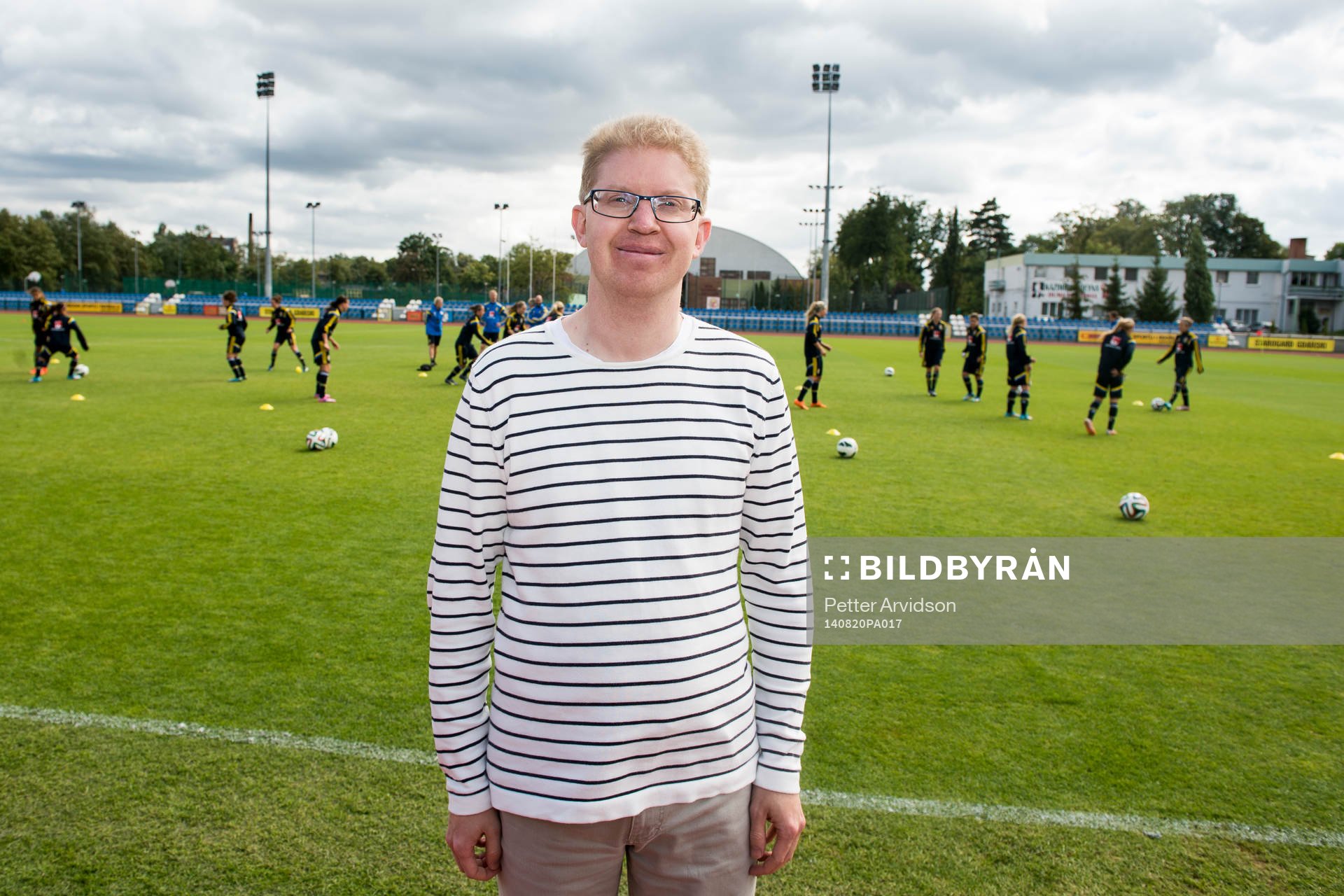 Bylinebild, Fredrik Hasselgren, reporter på damfotboll.com