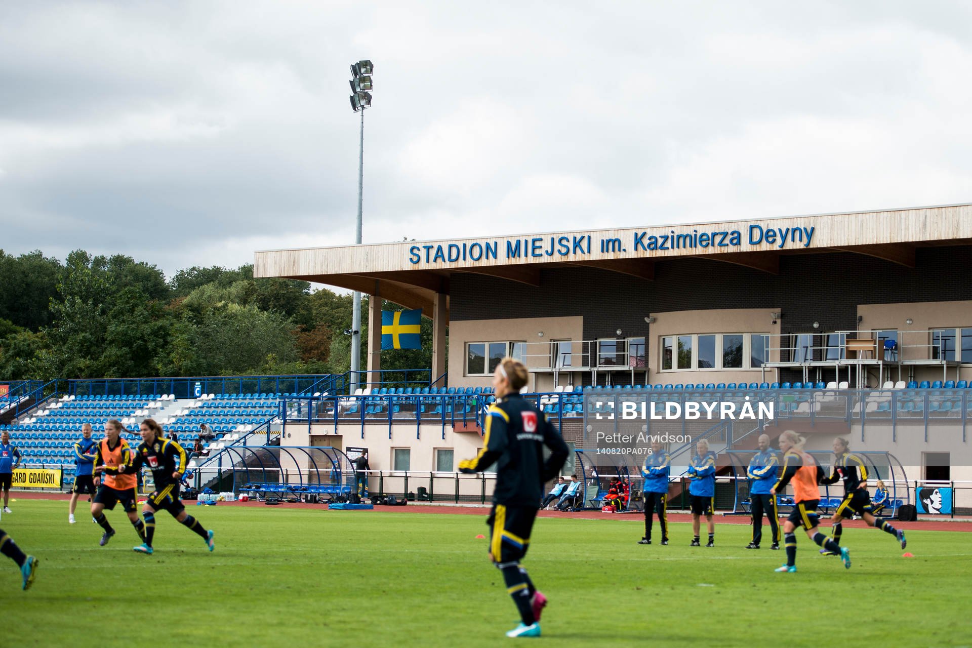 Sverige tränar på matcharenan Stadion Miejski im.