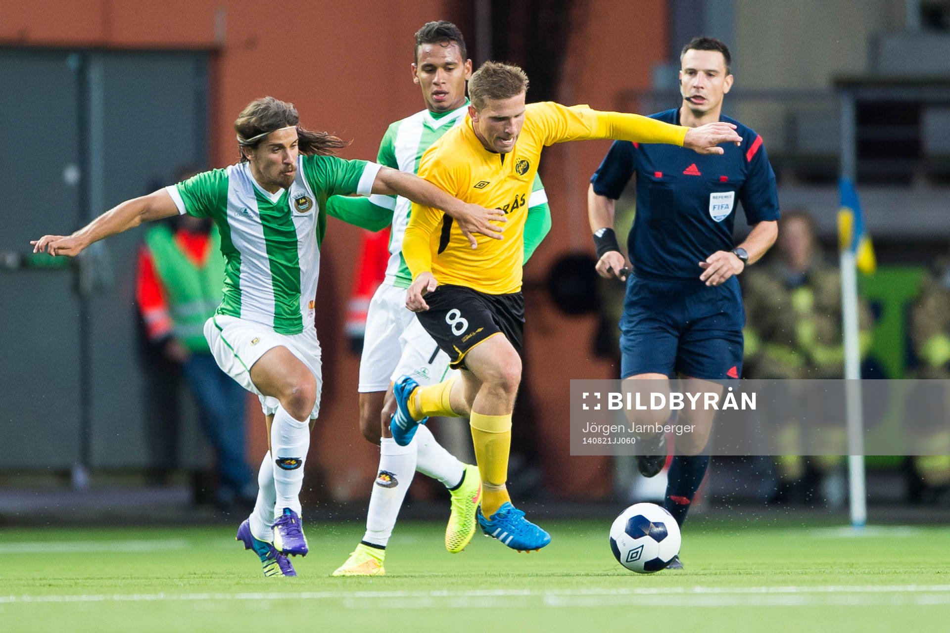Kamp mellan Elfsborgs Anders Svensson och Rio Aves Tiago