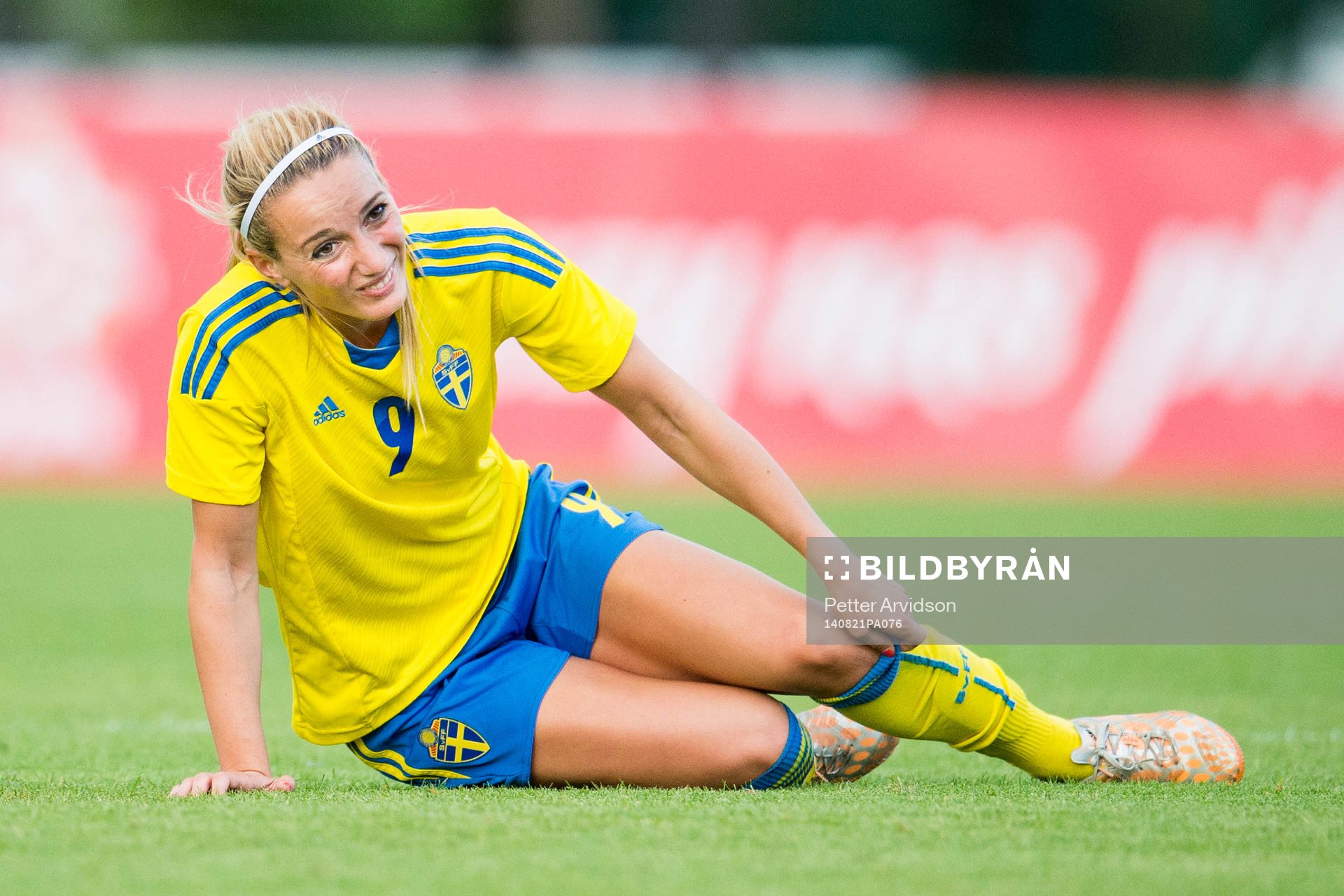 Sveriges Kosovare Asllani deppar