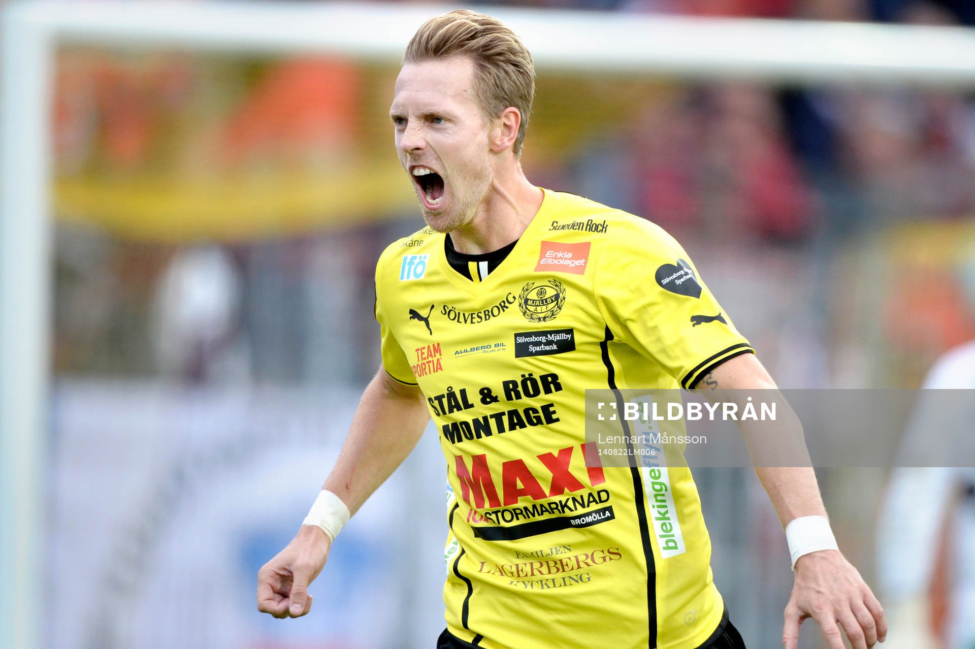 Mjällbys Christian Wilhelmsson jublar
