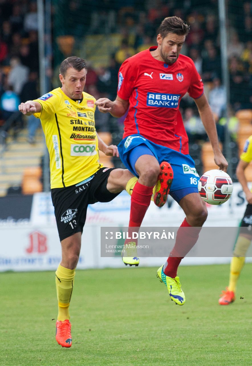 Mjällbys Daniel Nilsson och Helsingborgs Mikael Dahlberg