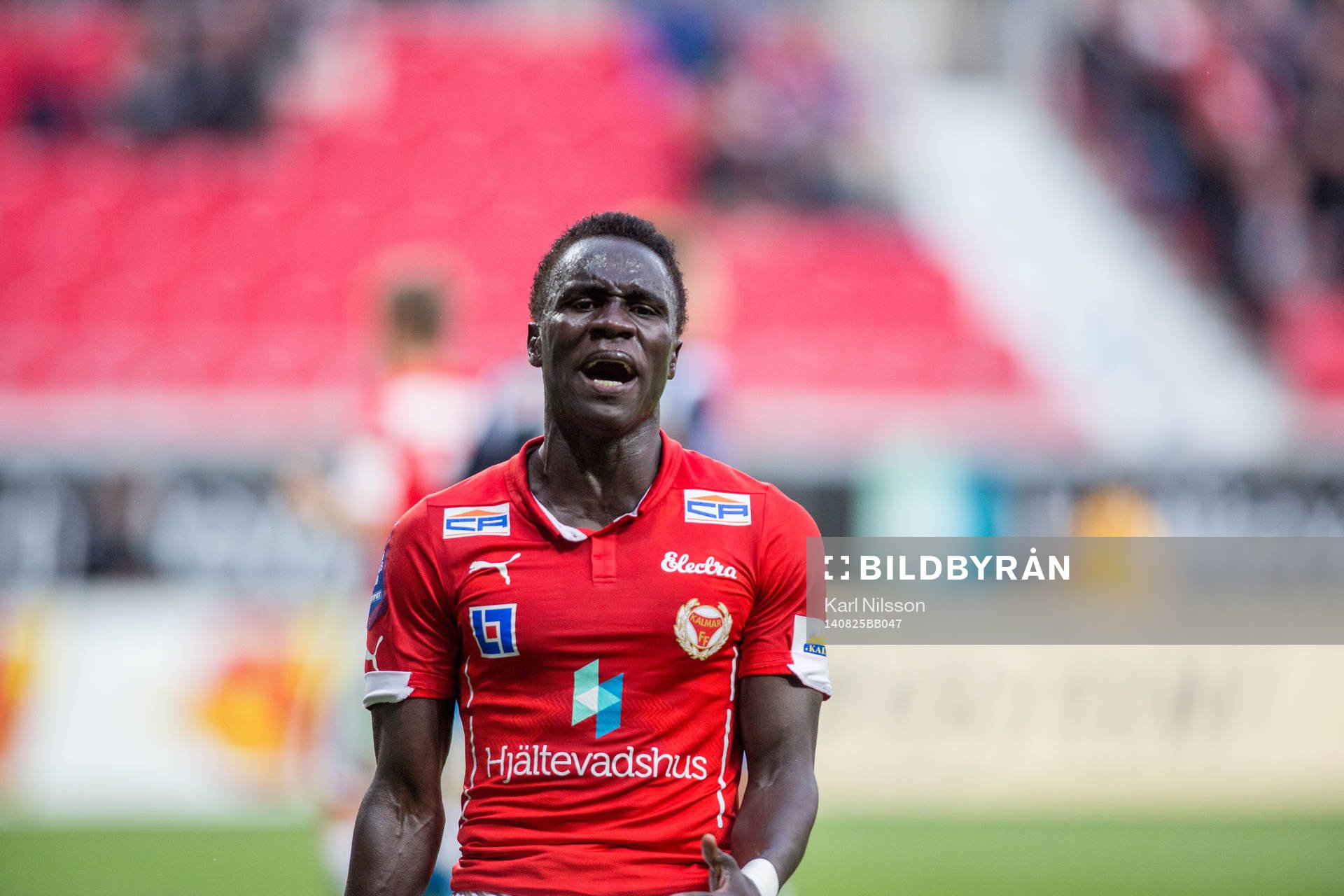 Kalmars Papa Alioune Diouf under fotbollsmatchen i Allsvenskan mellan Kalmar och Gefle den 25 augusti 2014 i Kalmar.