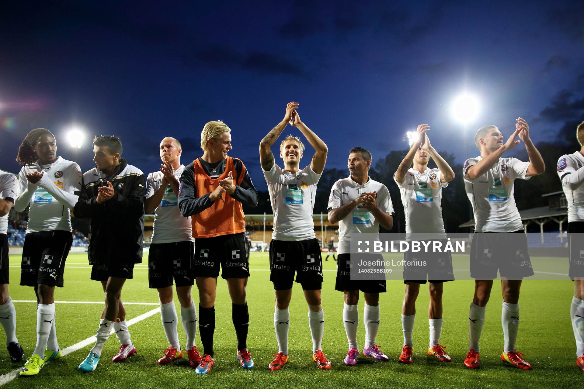 Örebro firar och tackar sina supportrar