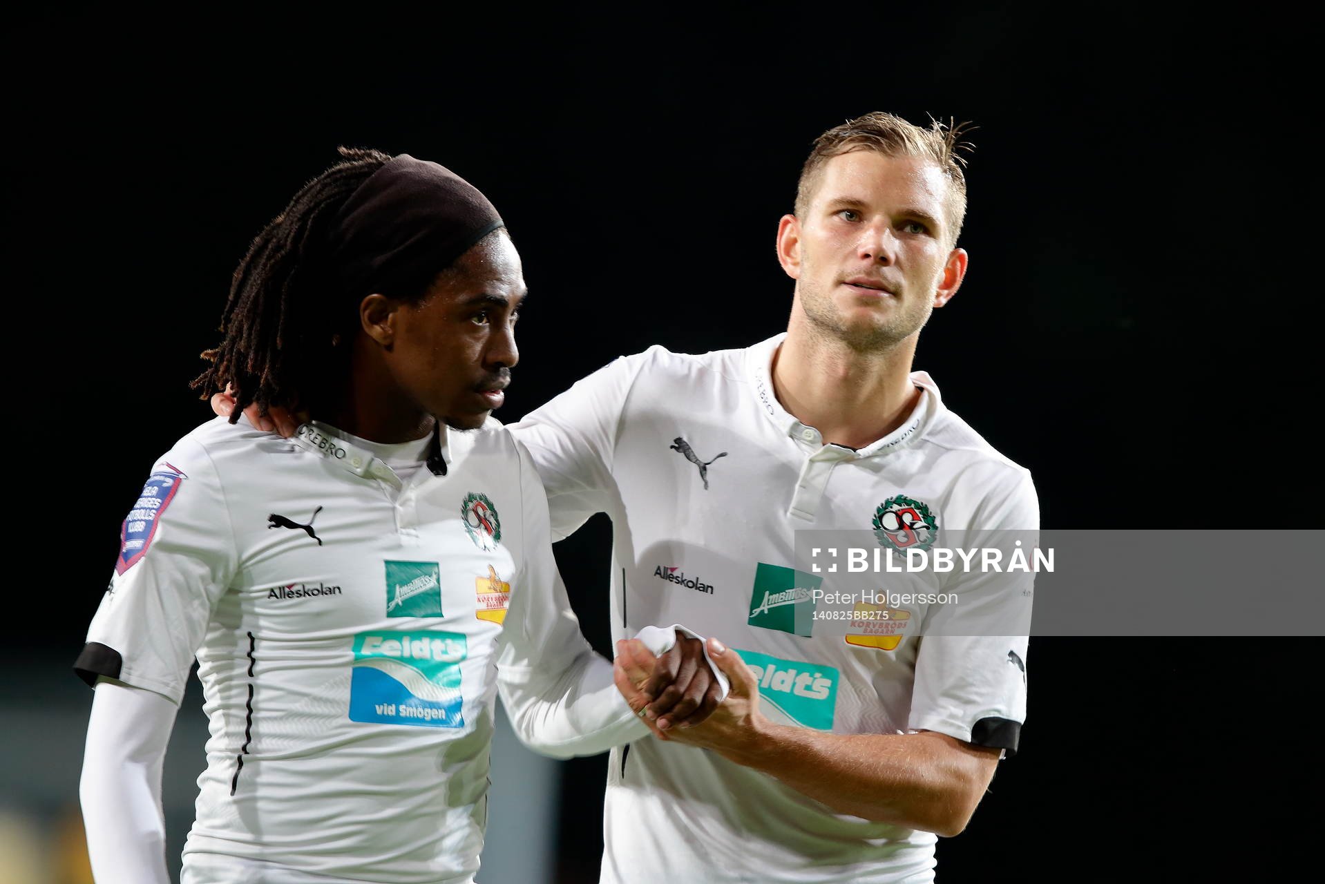 Ayanda Nkili och Robert Åhman Persson