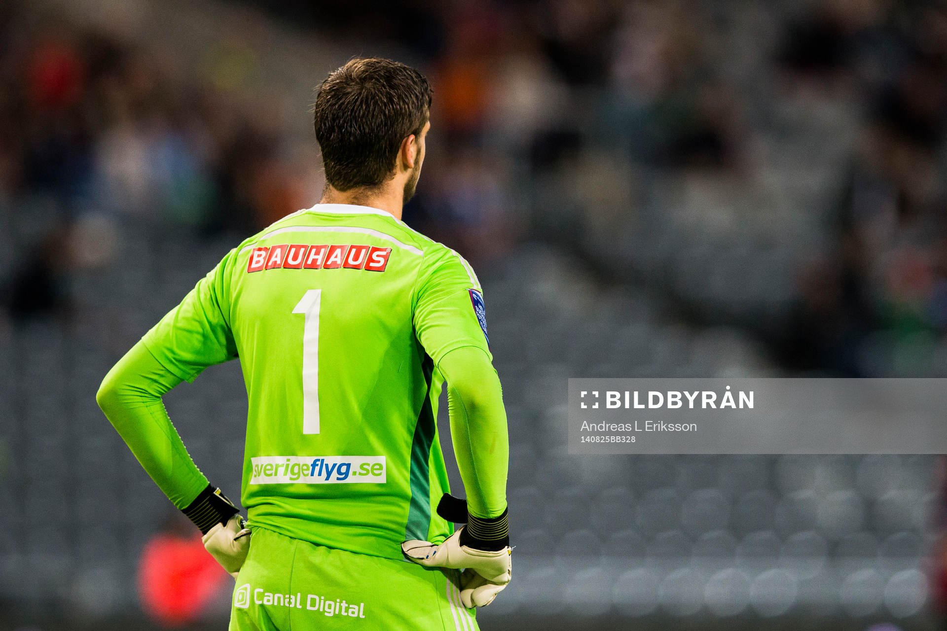 Brommapojkarnas målvakt Davor Blazevic under fotbollsmatchen i Allsvenskan mellan Brommapojkarna och Djurgården den 25 augusti 2014 i Stockholm.