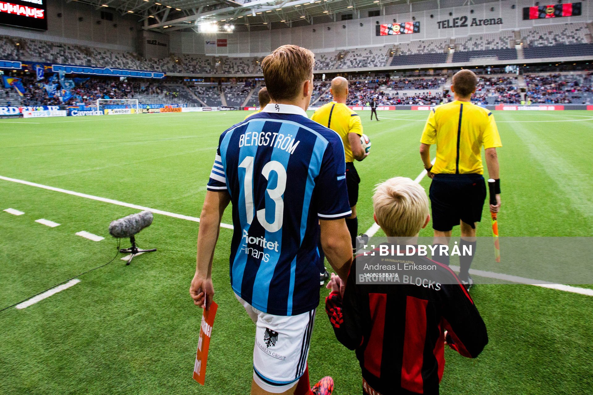 Djurgårdens Emil Bergström kliver in på Tele2 Arena