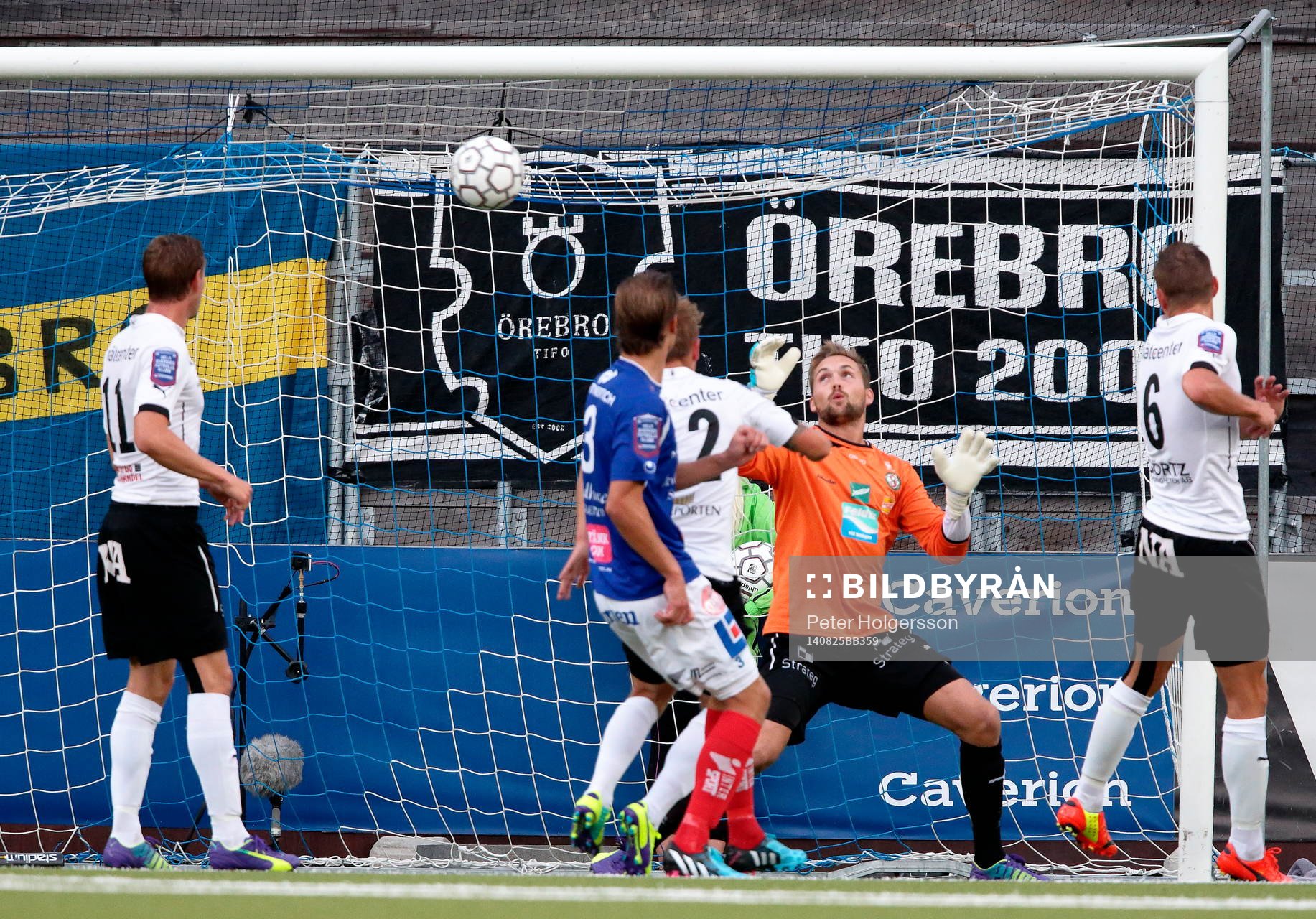 Mål 1-1 av Åtvidabergs Ricardo Santos (utanför bild)