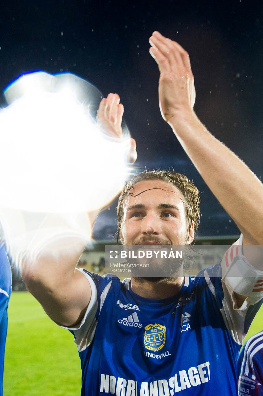 Sundsvalls Kevin Walker jublar