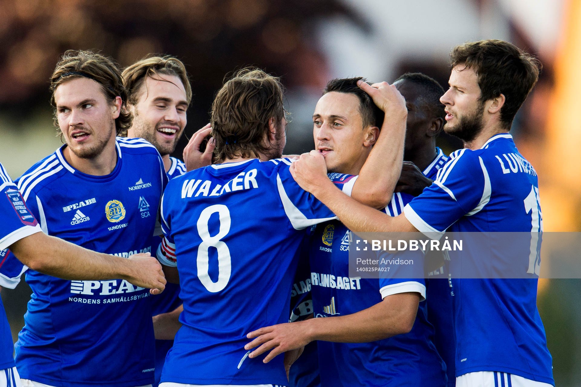 Sundsvalls spelare jublar