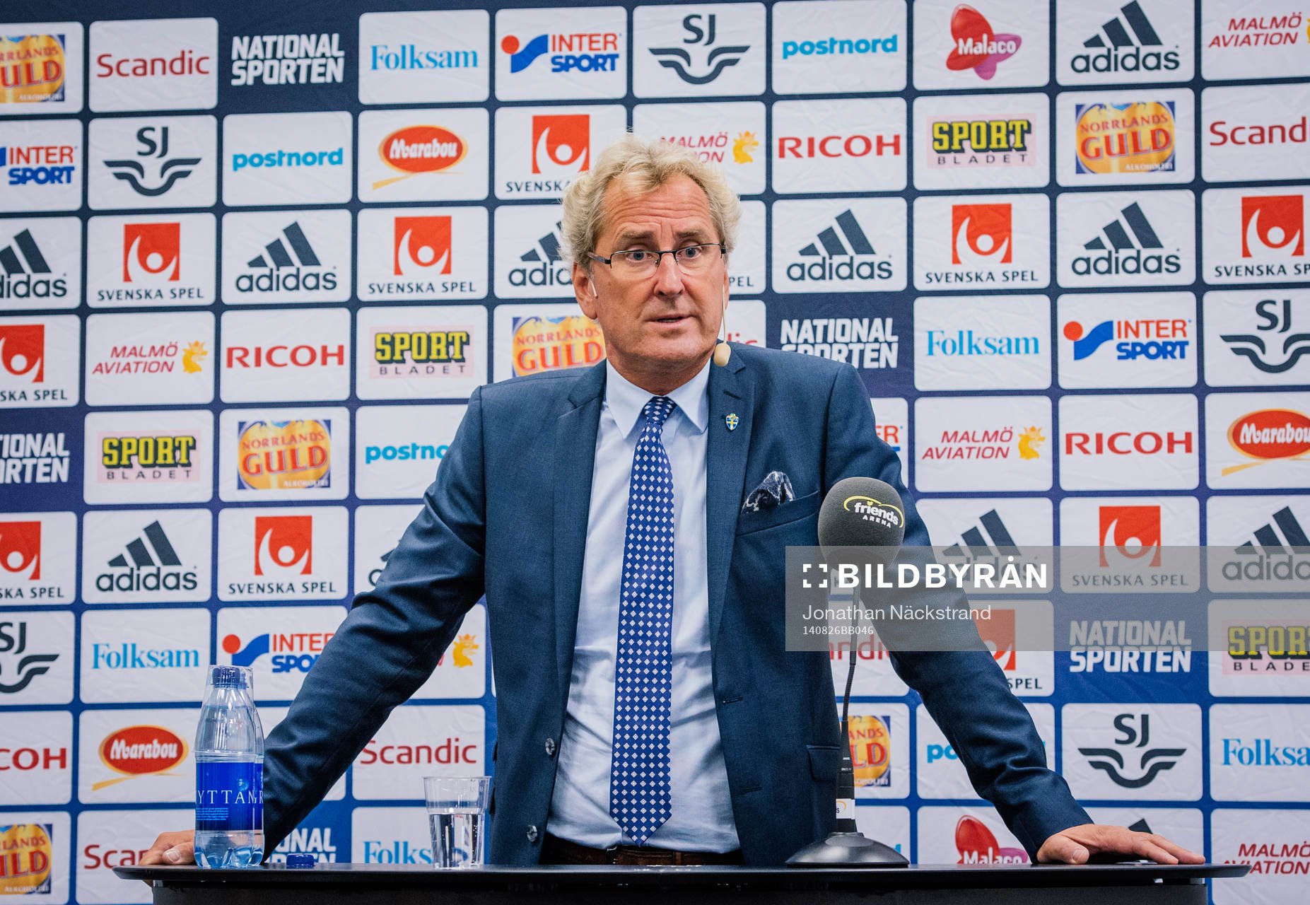 Sveriges förbundskapten för fotbollslandslaget, Erik Hamrén, presenterar truppen inför matchen mot Estland hemma och EM-kvalet borta mot Österrike under en presskonferens anordnad av Svenska Fotbollförbundet den 26 augusti 2014 i Stockholm.