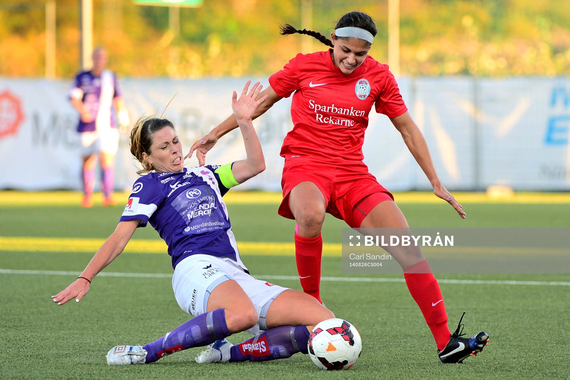 Jitex Robyn Decker och Eskilstunas Louise Quinn