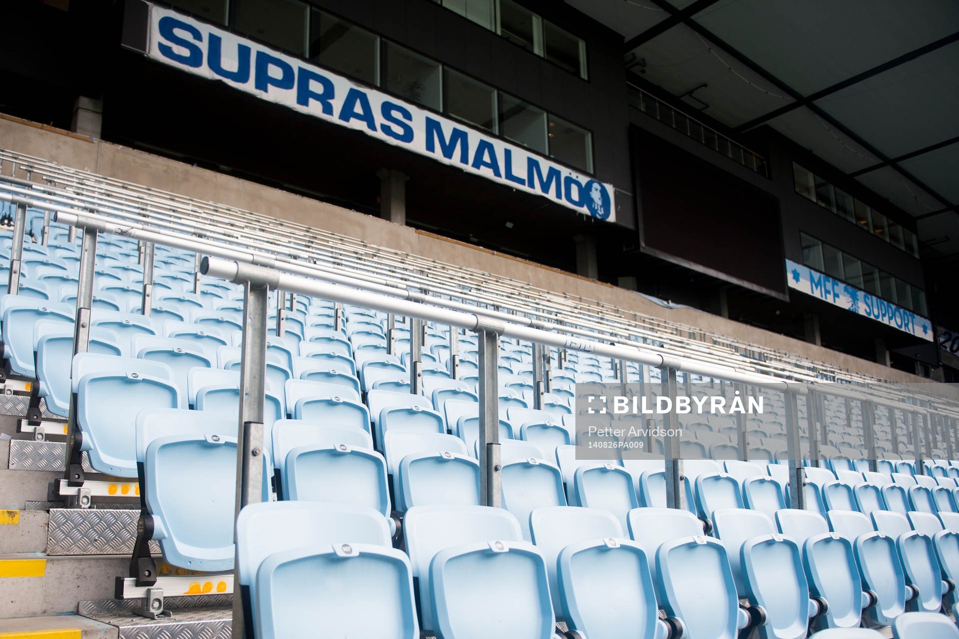 Stolar monterade på ståplats på Swedbank Stadion inför matchen i kvalet till Champions League mellan Malmö FF och Red Bull Salzburg den 26 augusti 2014 i Malmö.