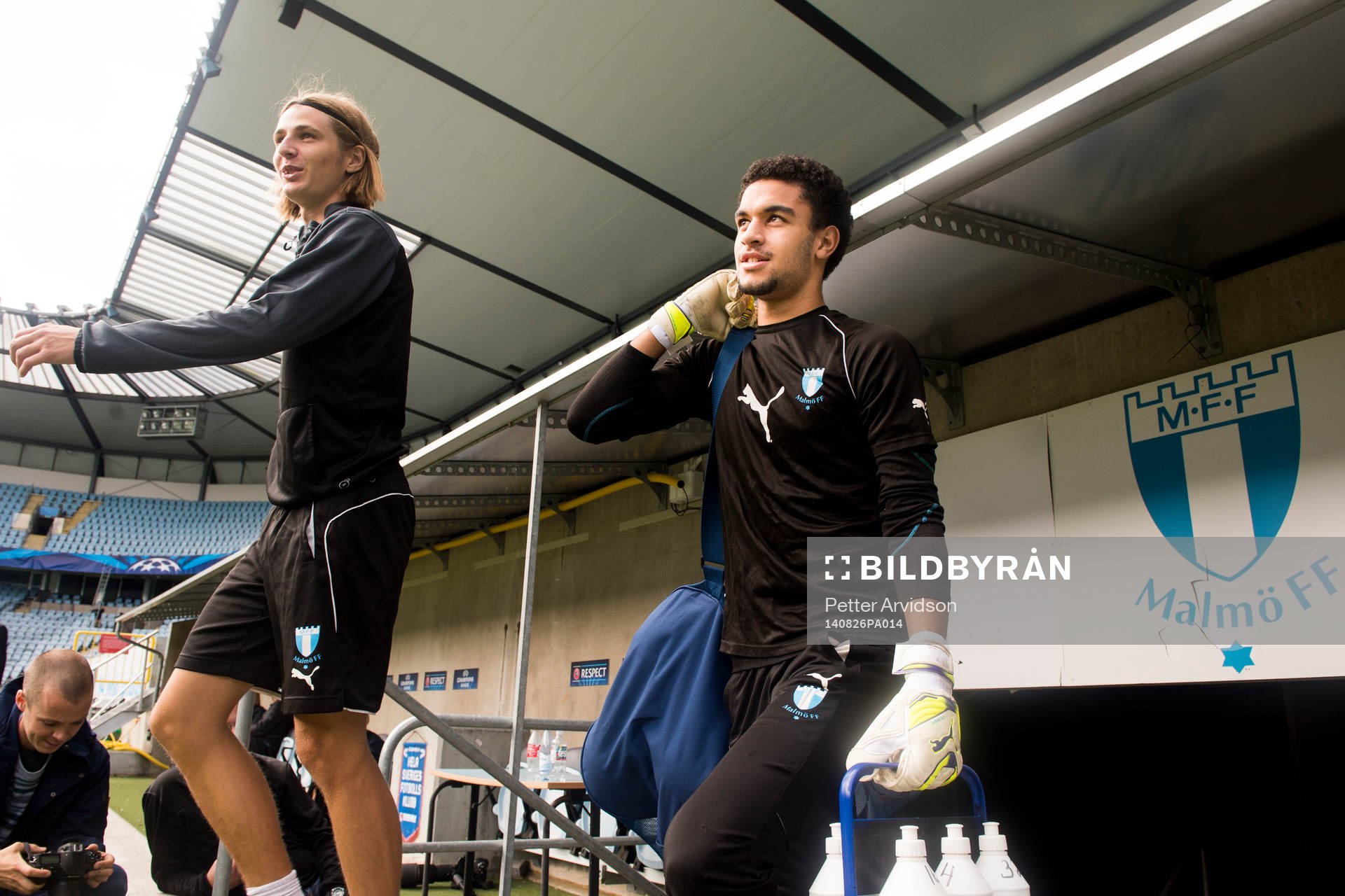 Malmö FFs Pawel Cibicki och målvakt Sixten Mohlin