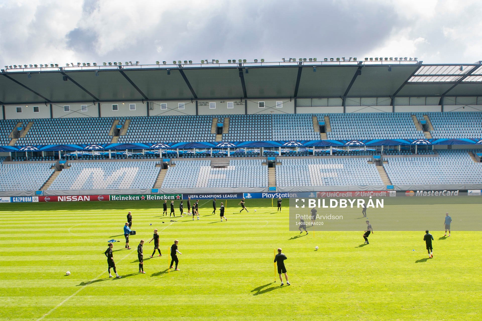 Malmö FF tränar på Swedbank Stadion