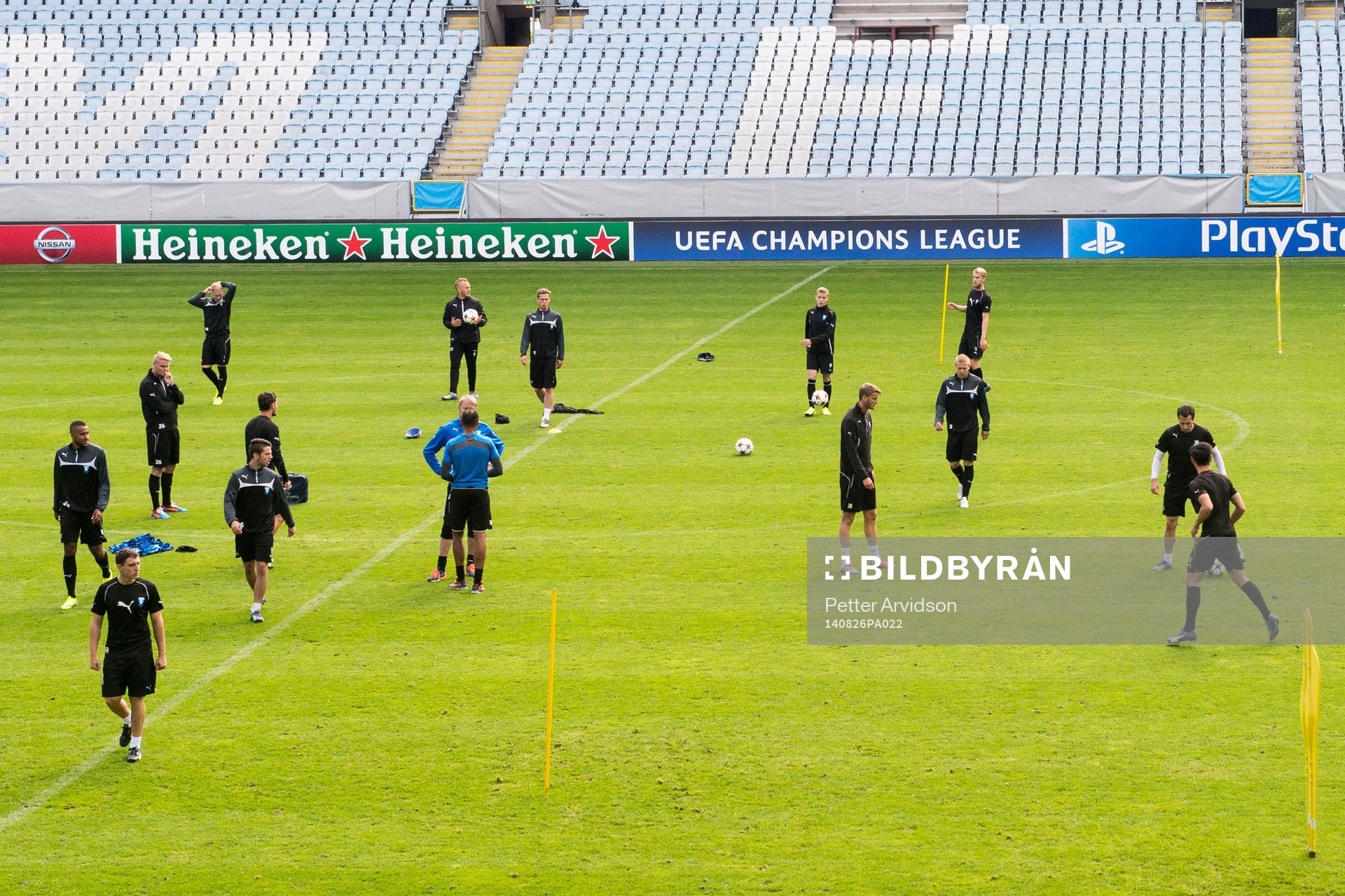 Malmö FF tränar på Swedbank Stadion