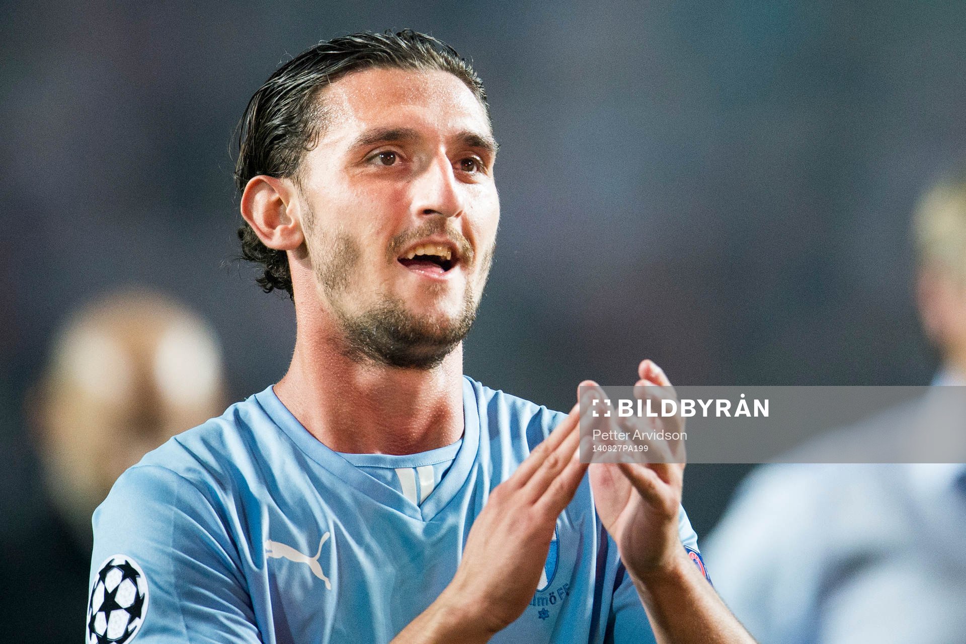 Malmö FFs Agon Mehmeti tackar publiken