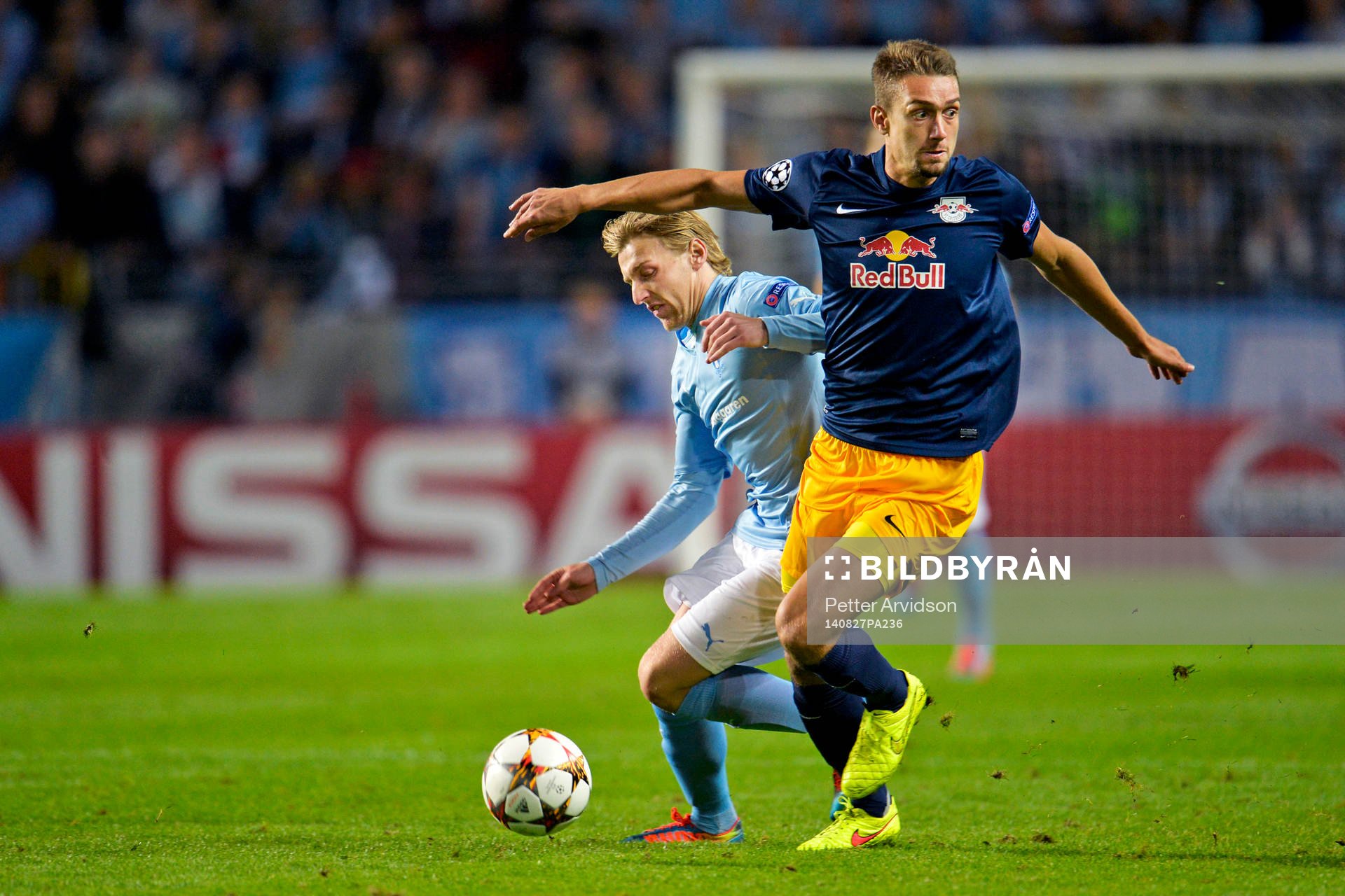 Malmö FFs Emil Forsberg och Salzburgs Stefan Ilsanker