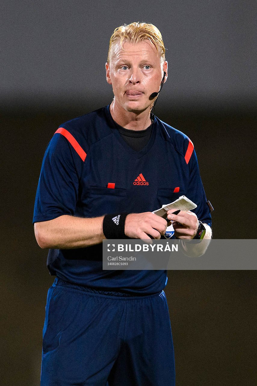 Domare Kevin Blom