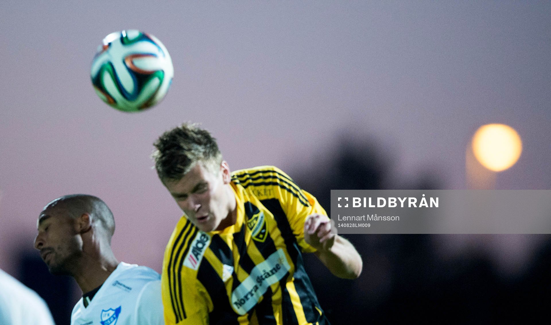 IFK Hässleholms Niklas Jönsson i matchen i division 3