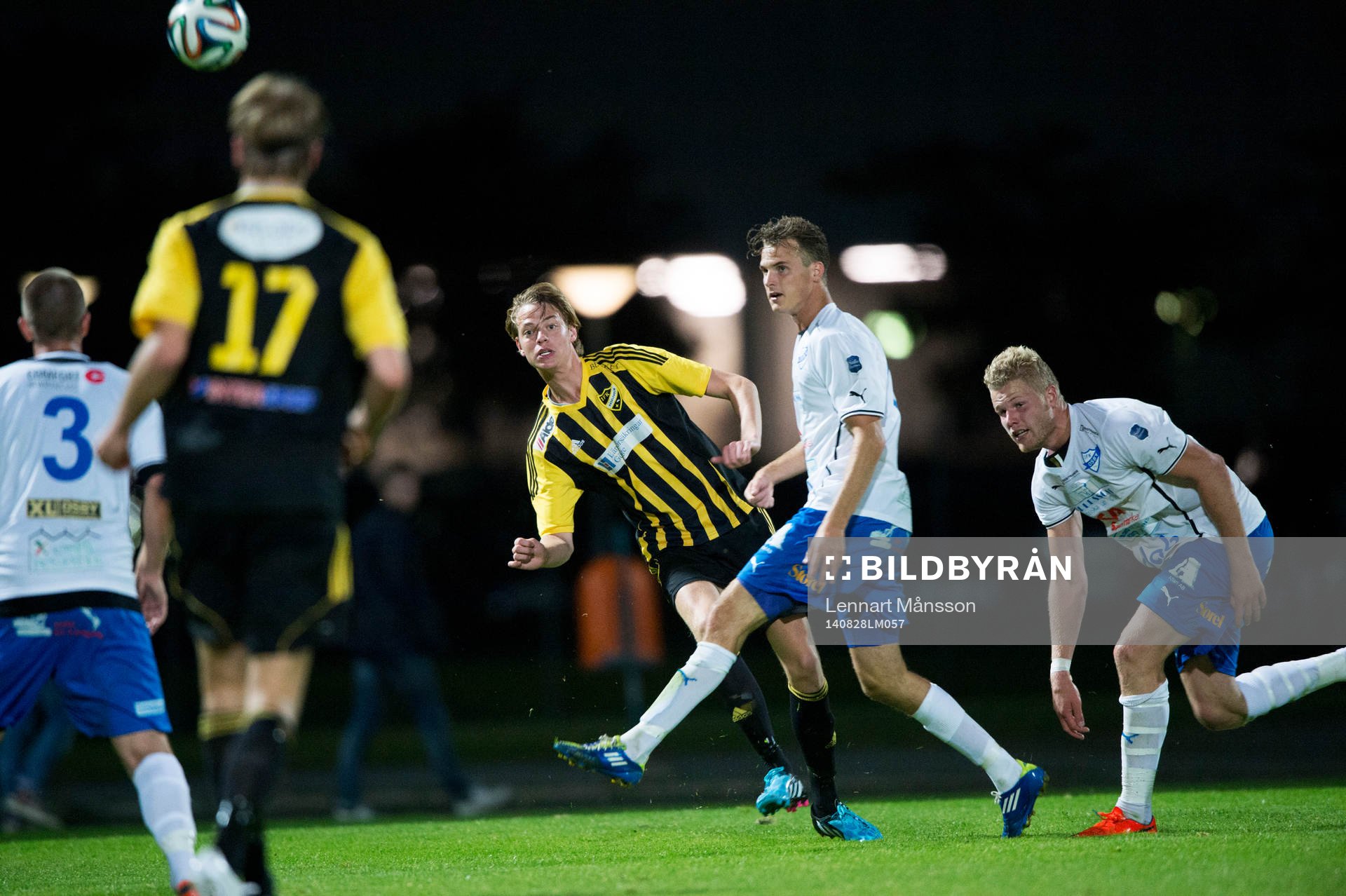 IFK Hässleholms Axel Harletun i matchen i division 3