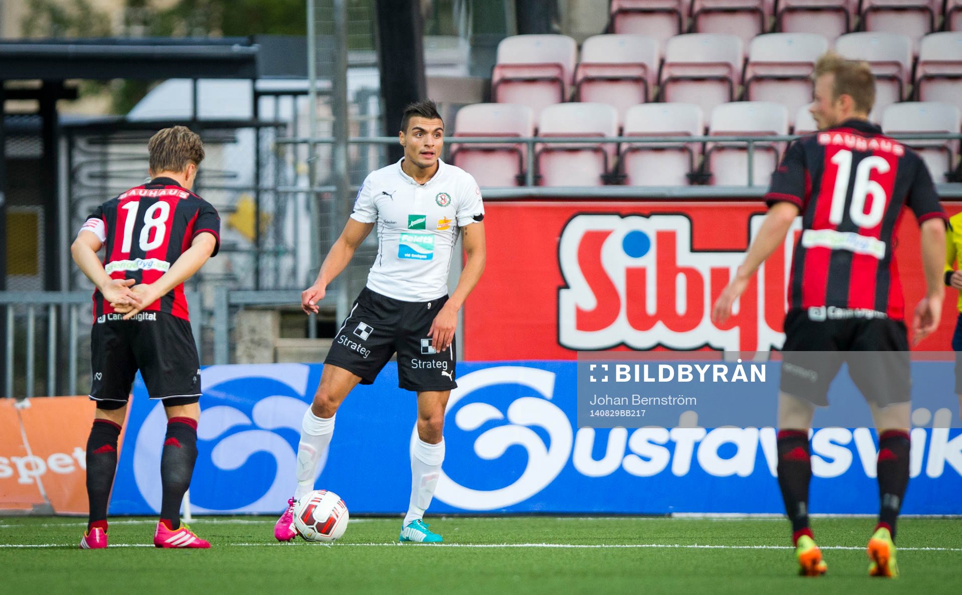 Örebros Ahmed Yasin i Allsvenskan mellan Örebro och Brommapojkarna den 29 augusti 2014 i Örebro.