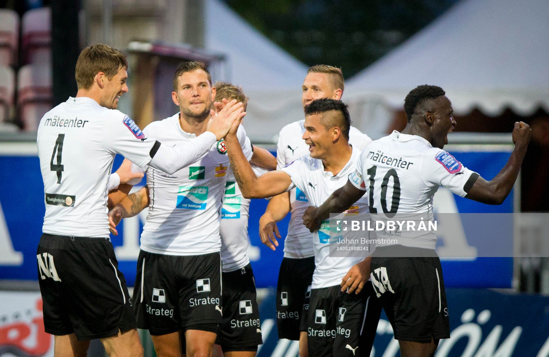 Örebros Daniel Sobralense gör 2-0 och jublar med Alhassan
