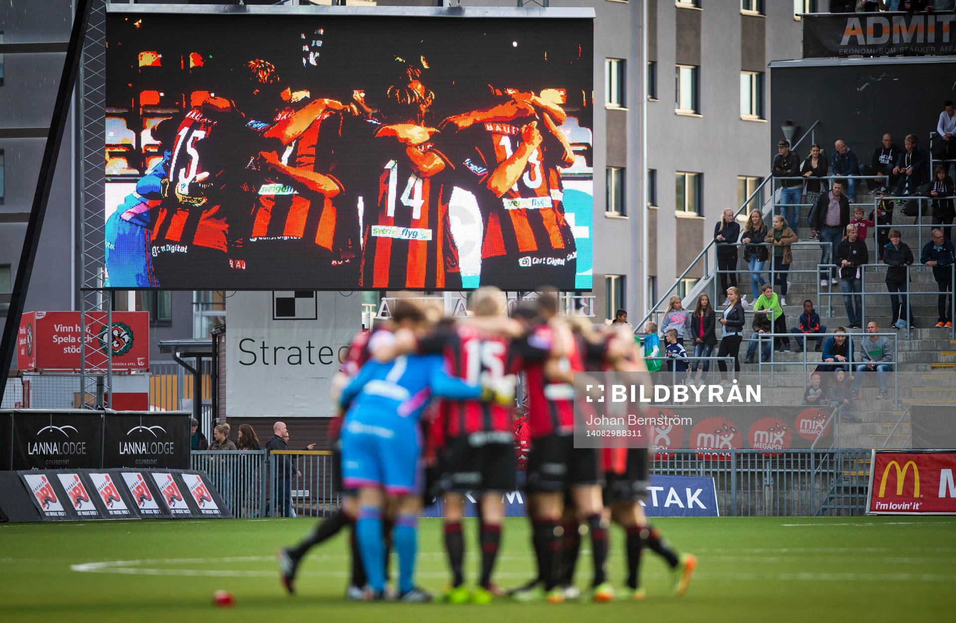 Brommapojkarna innan avspark i Allsvenskan mellan Örebro och Brommapojkarna den 29 augusti 2014 i Örebro.