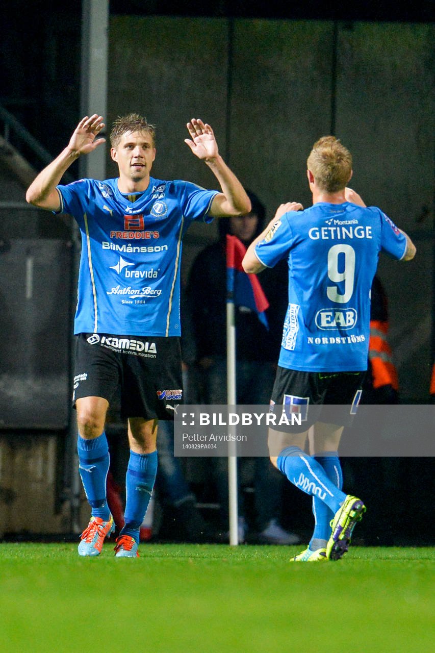 Halmstads Mikael Boman  jublar
