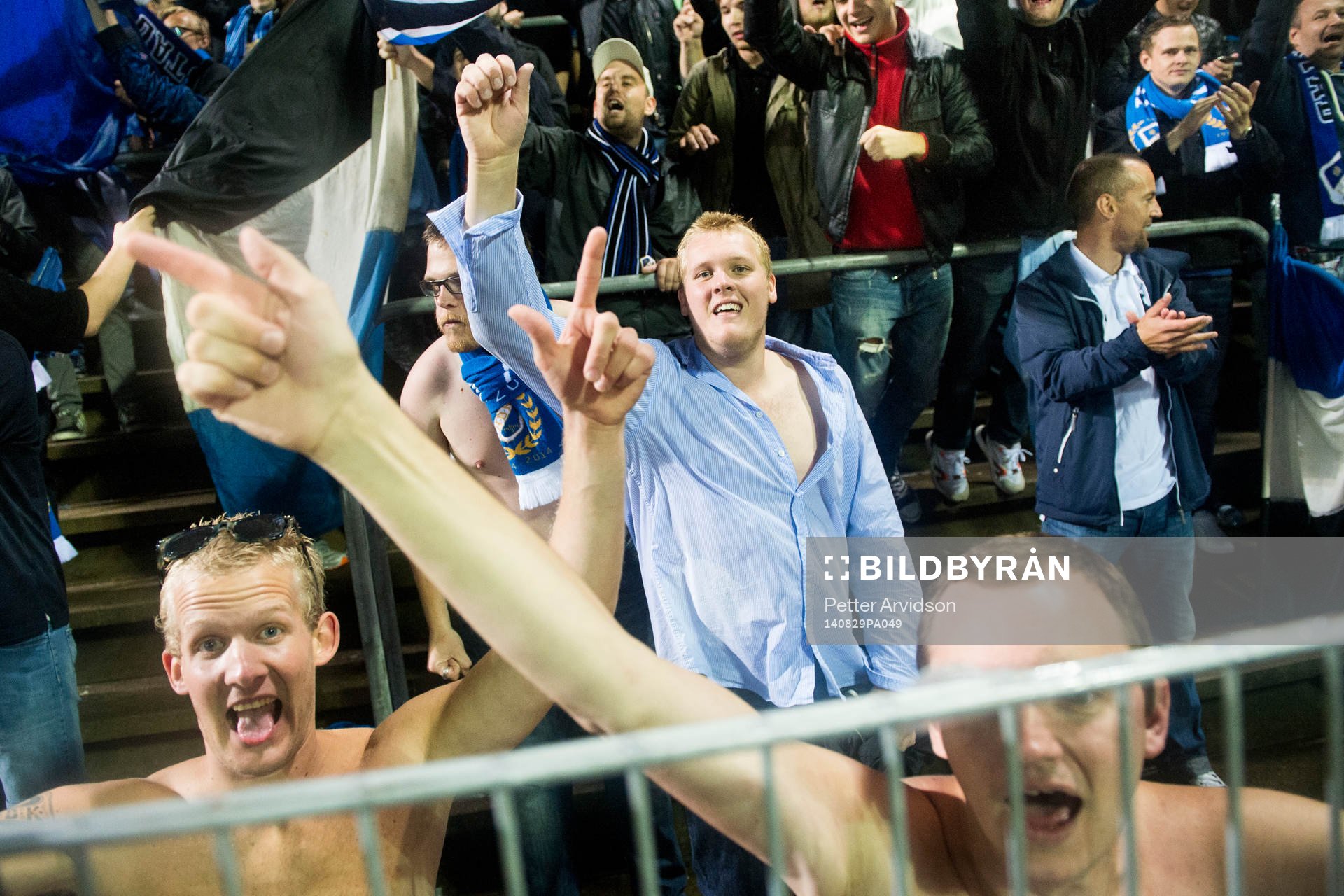 Halmstads supportrar jublar