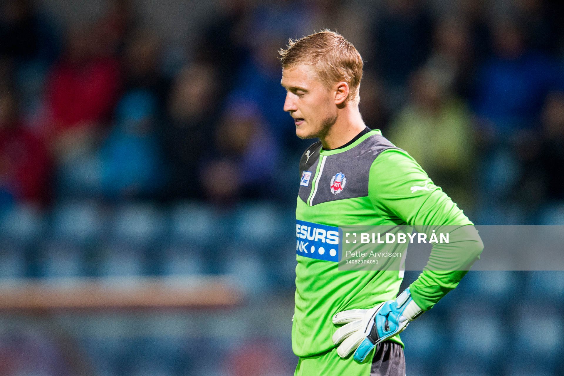 Helsingborgs målvakt Pär Hansson deppar