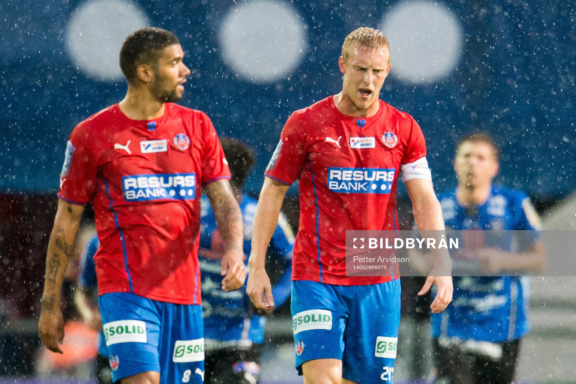 Helsingborgs Victor Palsson (tv) och Peter Larsson (th)