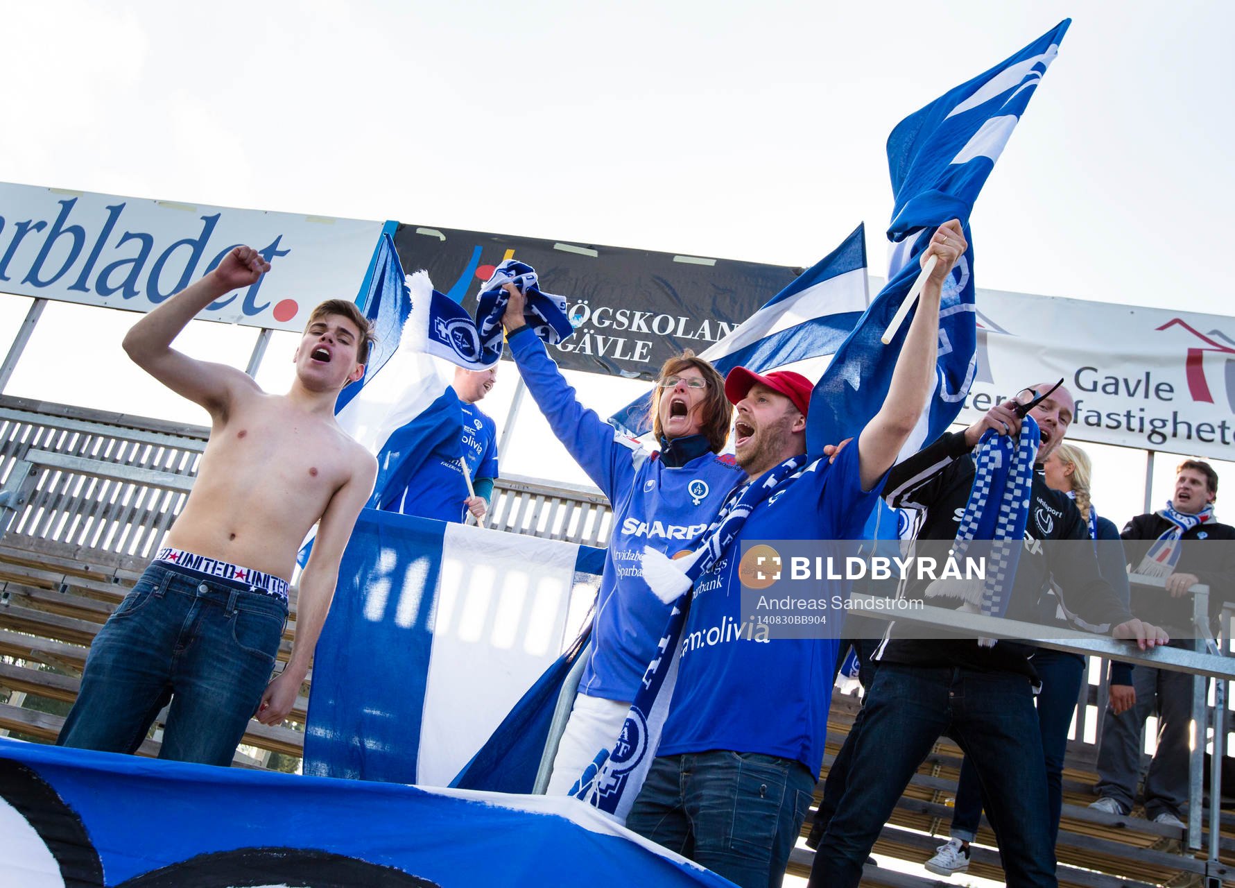Åtvidabergs supportrar firar segern