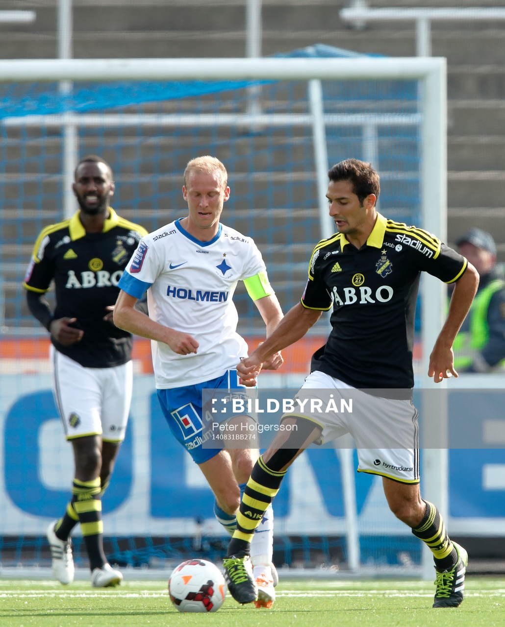 s Henok Goitom, Norrköpings Andreas Johansson och AIK:s