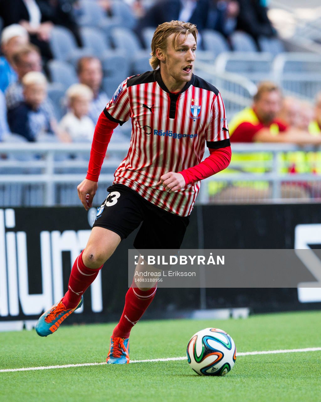 Malmö FFs Emil Forsberg med bollen