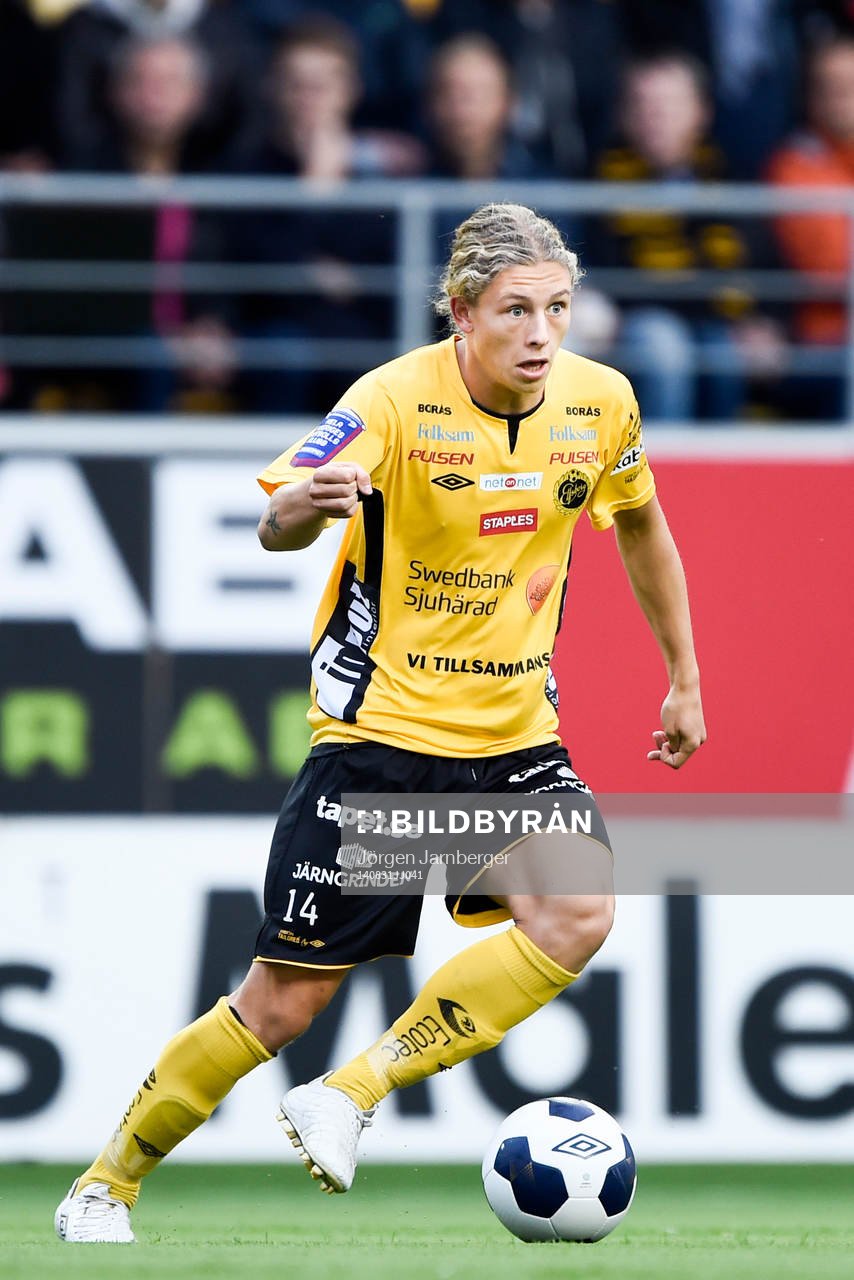 Elfsborgs Anton Andreasson med sin första bollkontakt i