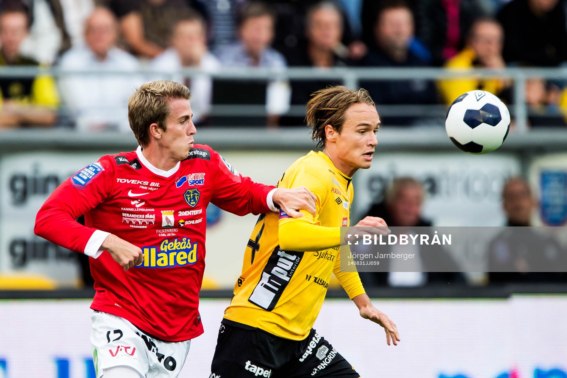 Kamp mellan Elfsborgs Viktor Prodell och Falkenbergs Adam