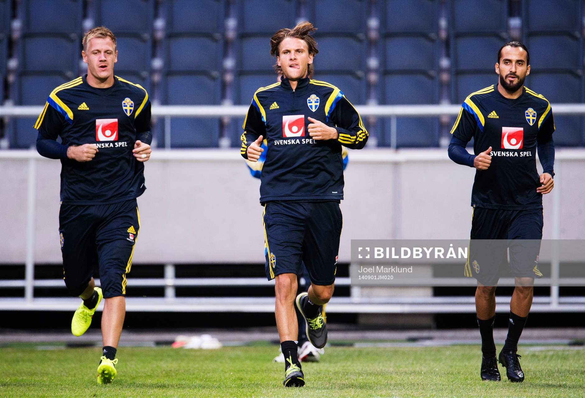 Johan Dahlin, Albin Ekdal och Erkan Zengin under Sveriges fotbollandslags träning den 1 september 2014 i Stockholm.