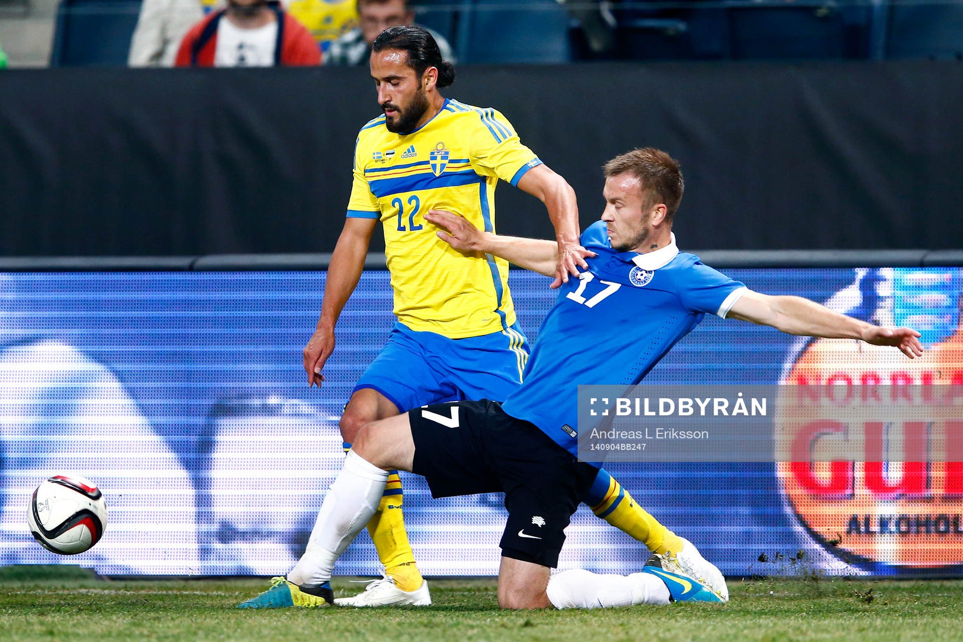 Sveriges Erkan Zengin och Estlands Enar Jääger i kamp om