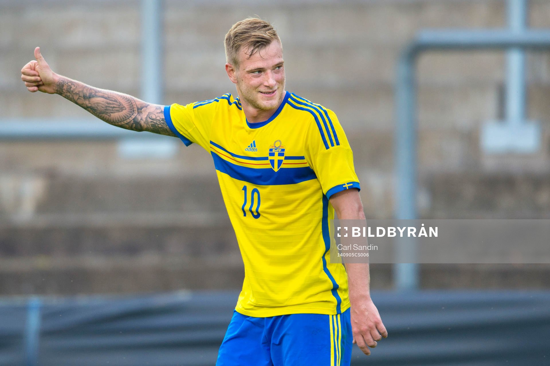 Sverige John Guidetti ger tummen upp