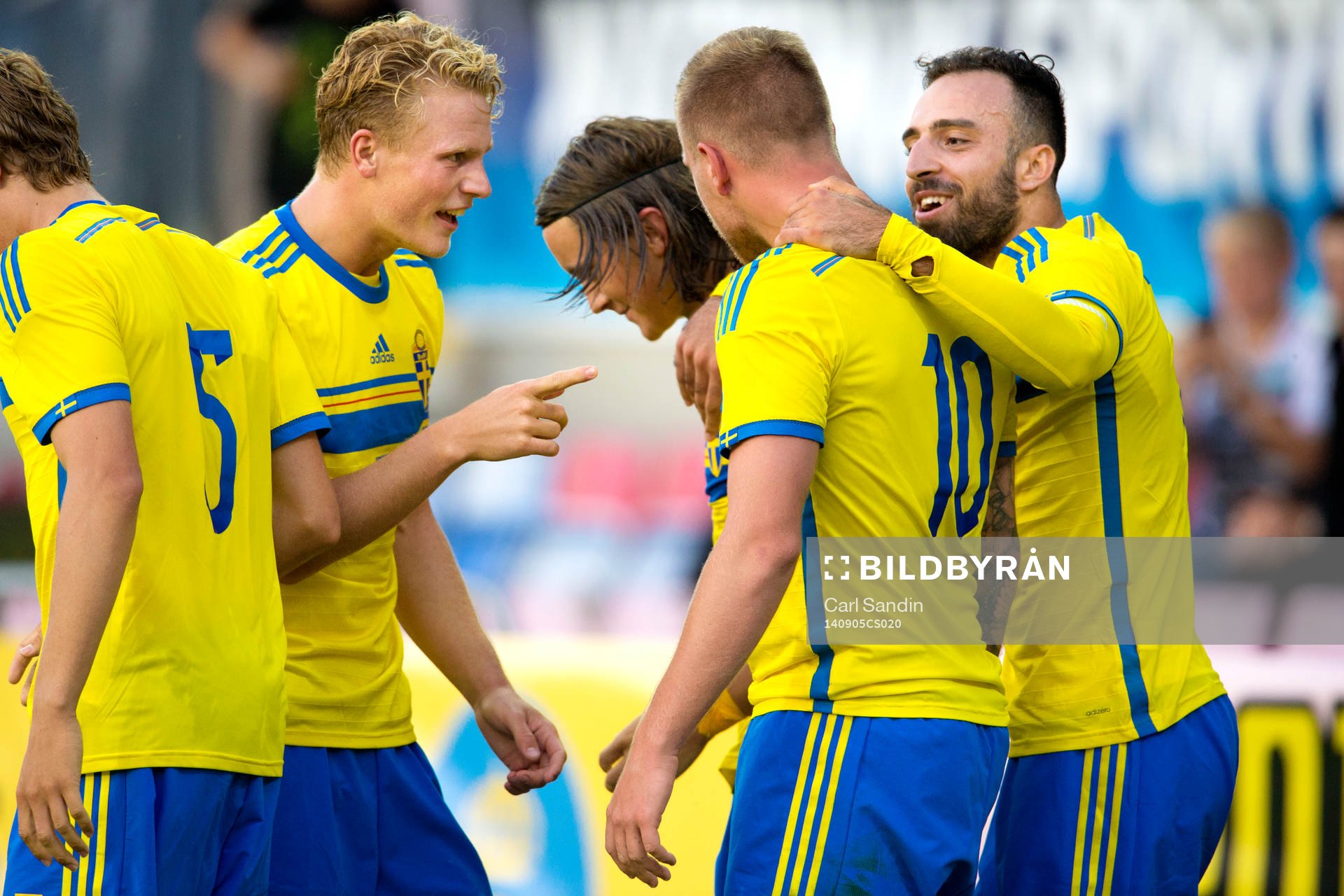 Sverige spelare firar