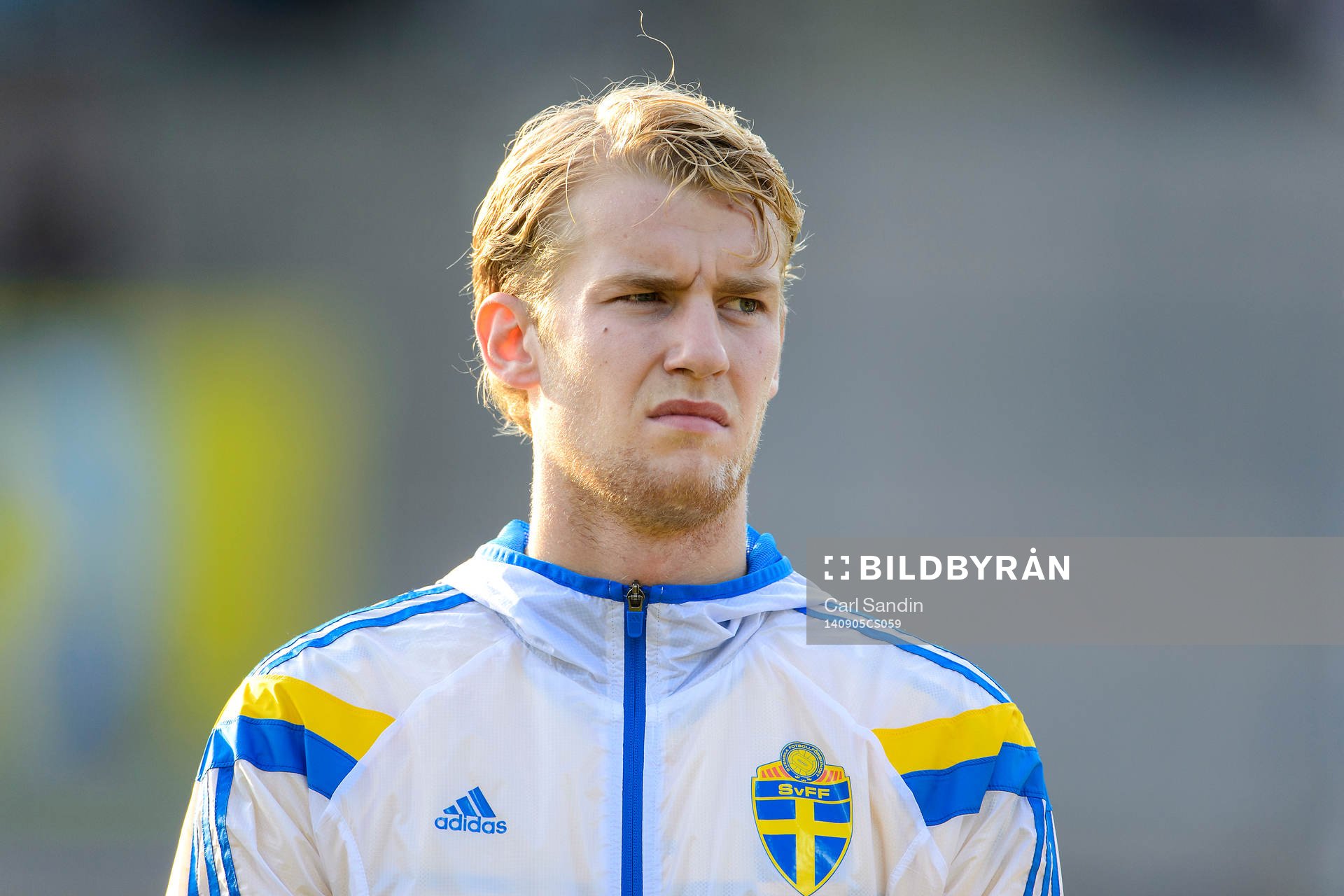 Sveriges Filip Helander vid lineup innan fotbollsmatchen i