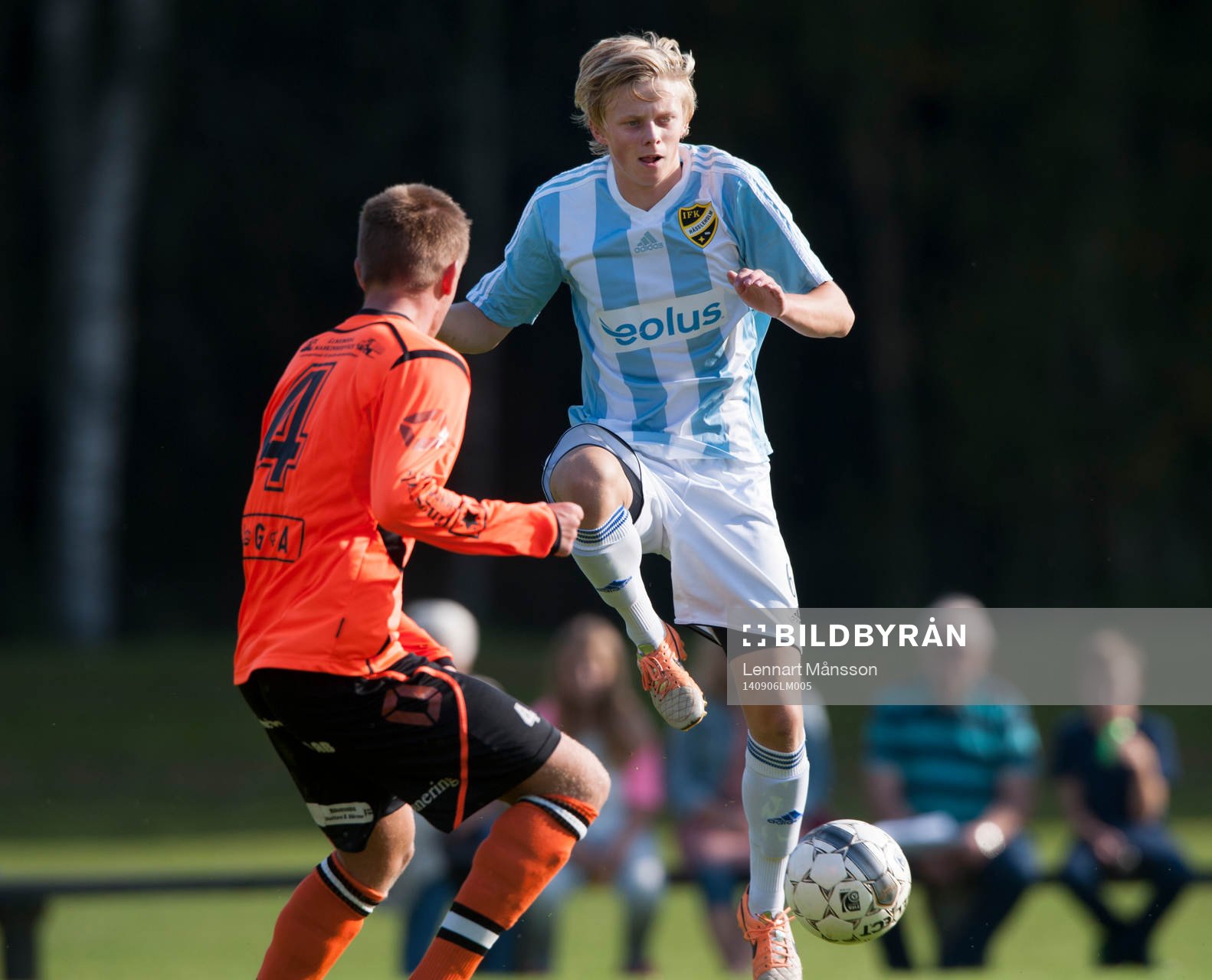 IFK Hässleholms Philip Bengtsson i matchen i division 3
