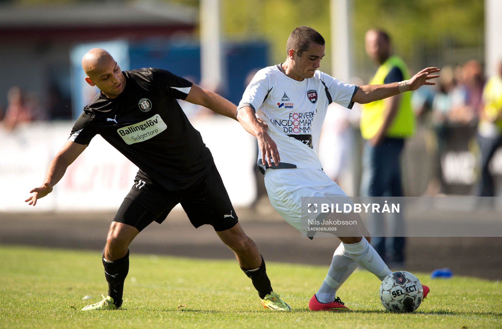Höllvikens Alvaro Olguin Maldonado och FC Rosengårds