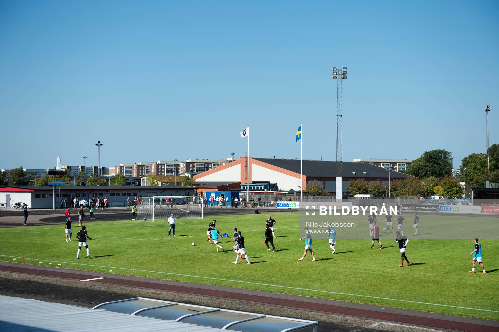 FC Rosengård värmer upp på Rosengårds IP