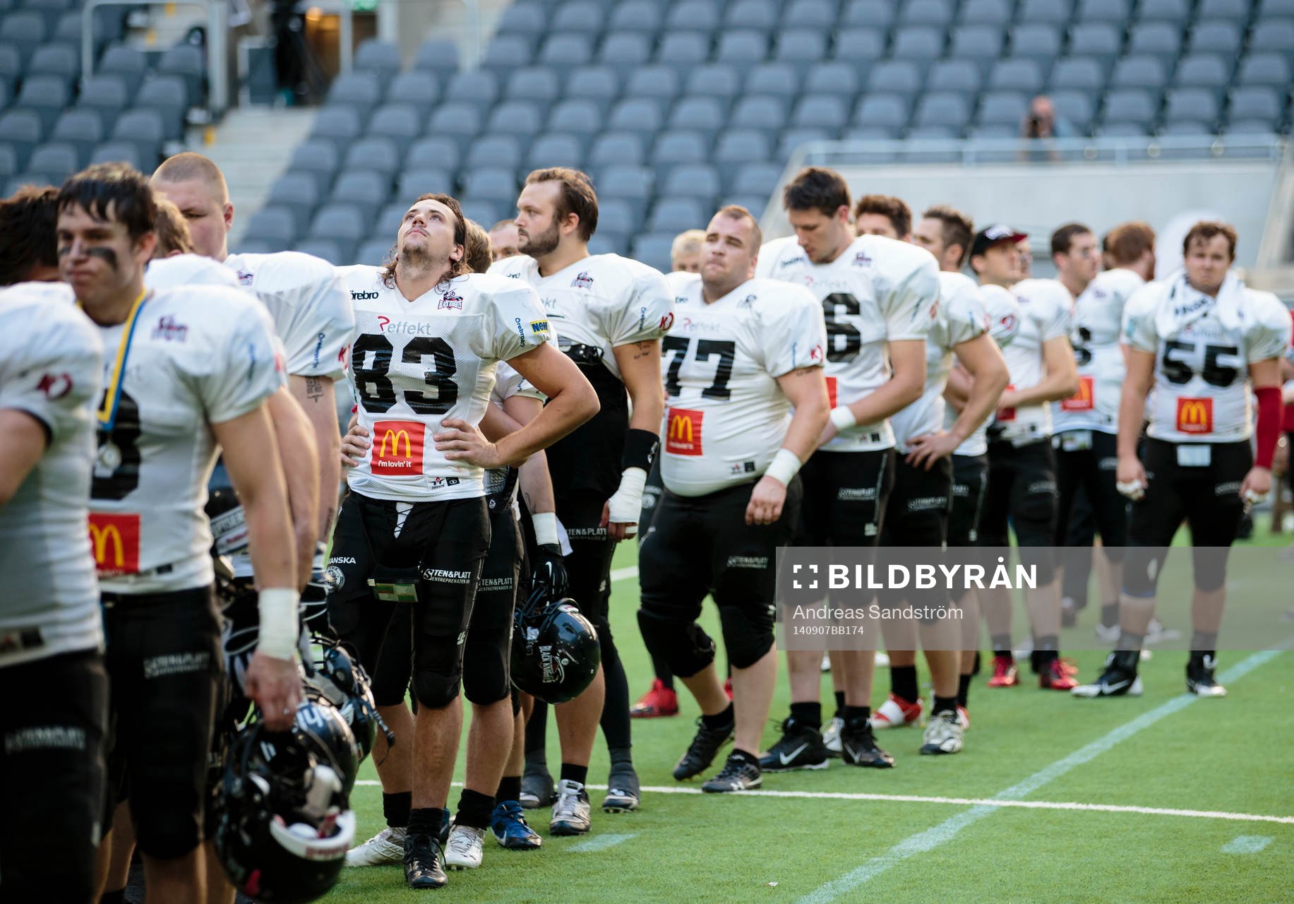 Örebro Black Knights spelare ser besvikna ut