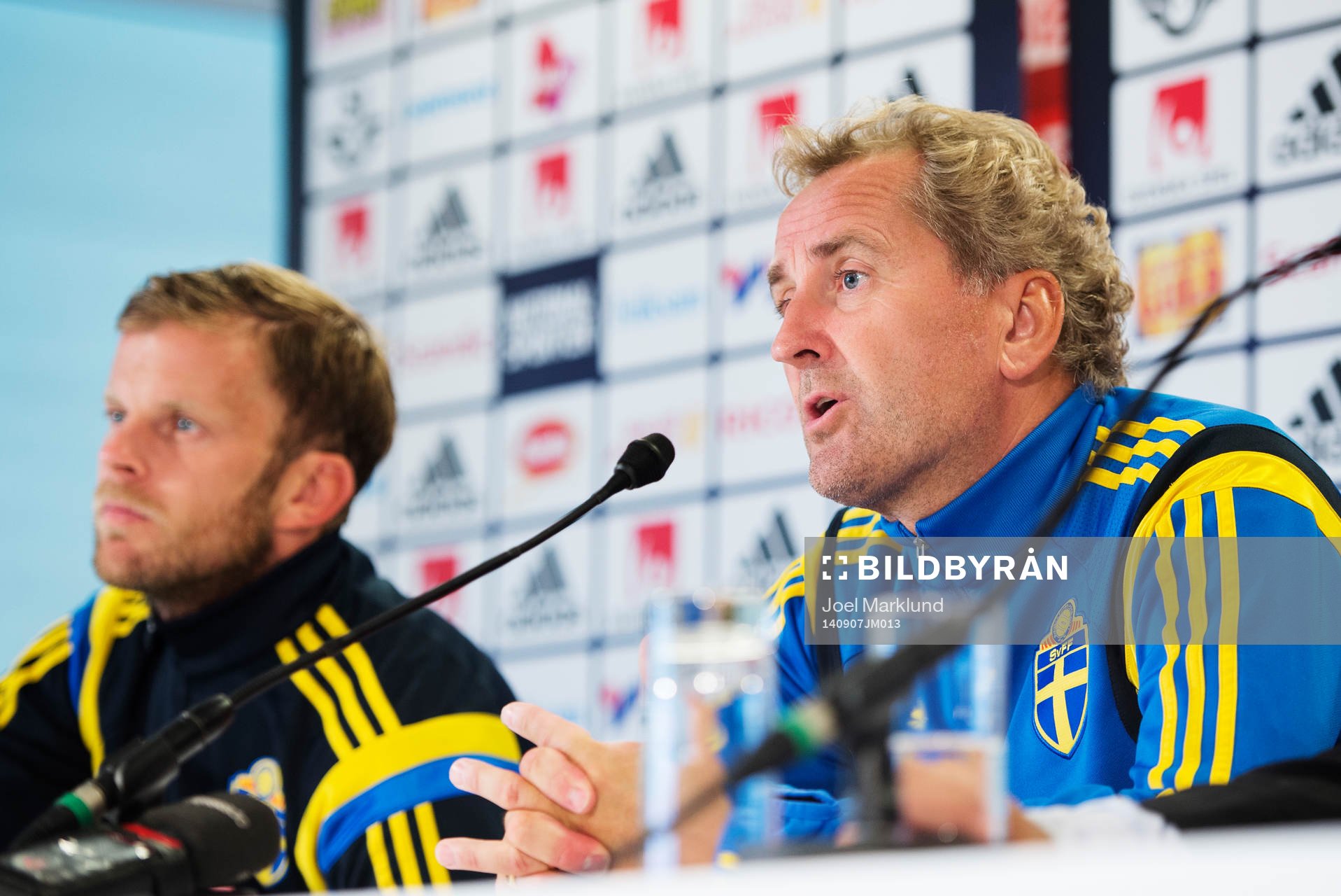Mikael Antonsson och förbundskapten Erik Hamrén på en