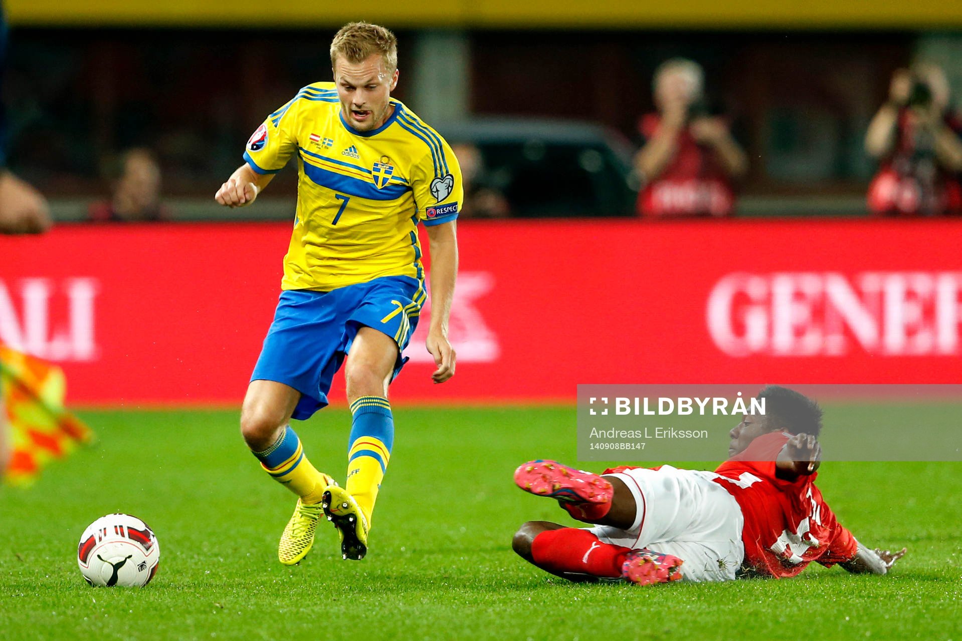 Sveriges Sebastian Larsson och Österrikes David Alaba