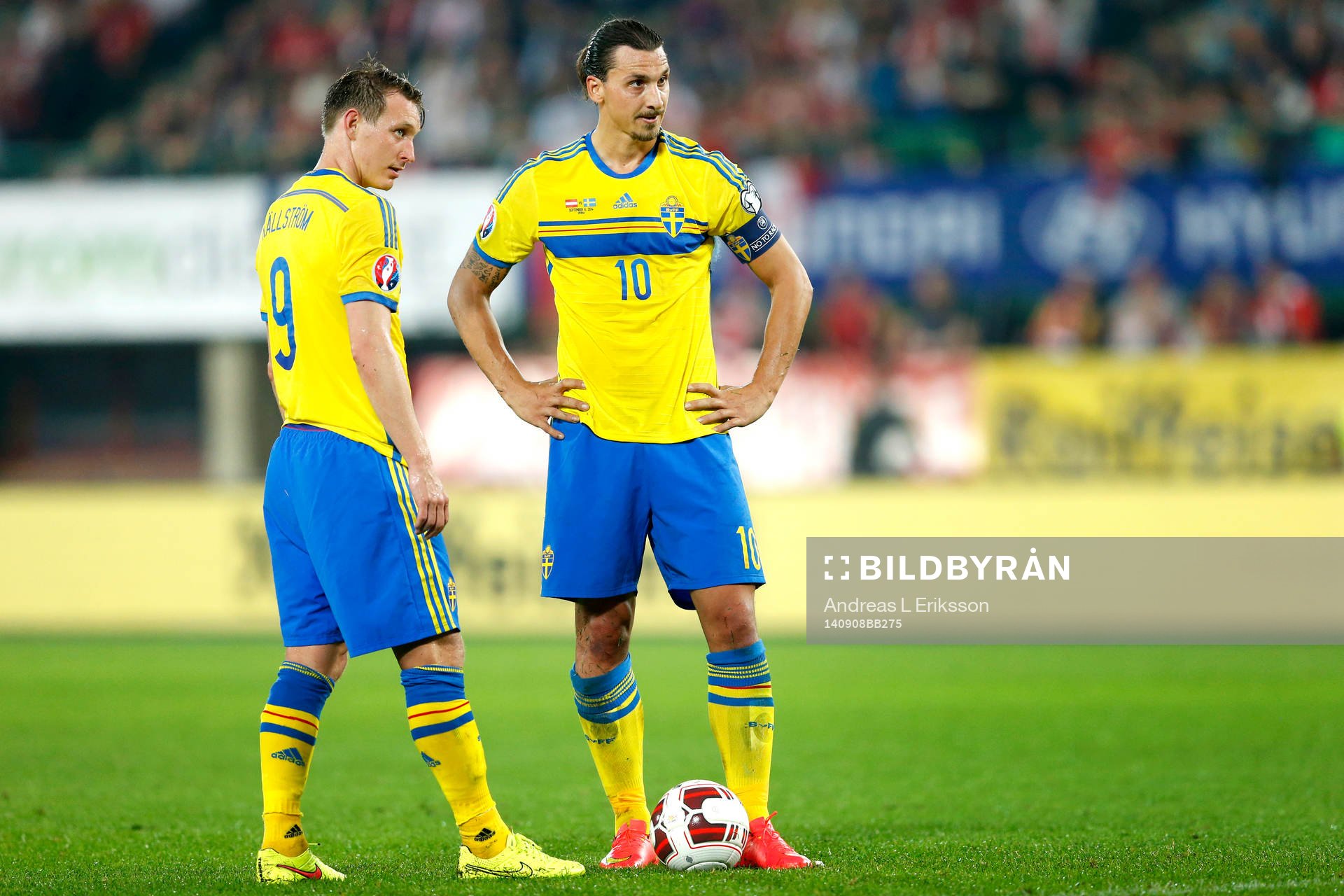 Sveriges Kim Källström och Zlatan Ibrahimovic